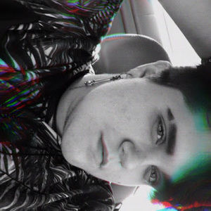 Meet your Posher, Logan